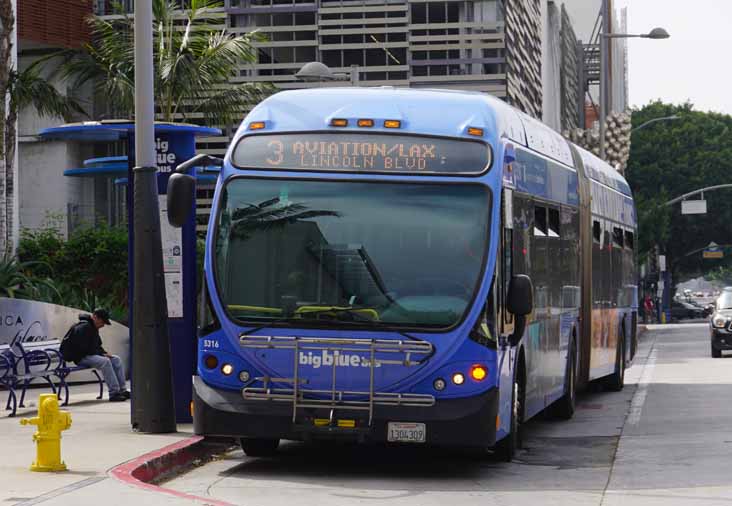 Big Blue Bus NABI Metro 60-BRT CNG 5316